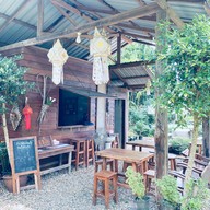 ร้านไส้อั่วยายแก้ว ปัว