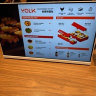 YOLK Oriental Bakehouse & Tea Bar Central World