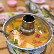 เมนูของร้าน นิตยา ส.กุ้งเป็น ตลาดกลางเพื่อการเกษตร จังหวัดอยุธยา