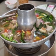 เมนูของร้าน ลิขิตไก่ย่าง สนามมวยราชดำเนิน