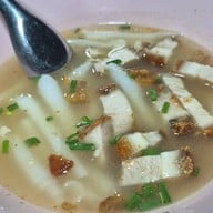 ก๋วยจั๊บ อ้วนโภชนา สัมพันธวงศ์