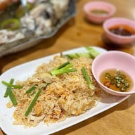 เมนูของร้าน นิตยา ส.กุ้งเป็น ตลาดกลางเพื่อการเกษตร จังหวัดอยุธยา