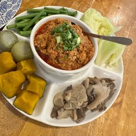 Lanna Eatery (ลานนาอีทเทอร์รี่) ข้าวซอย น้ำเงี้ยว เจียงฮาย ศาลายา ซ.11