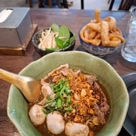 ThongSmith Central Embassy ชั้น 5