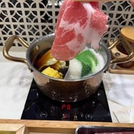 Sloth Sukiyaki & Shabu Bar ทรู ดิจอตอล พาร์ค