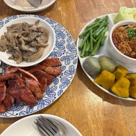 Lanna Eatery (ลานนาอีทเทอร์รี่) ข้าวซอย น้ำเงี้ยว เจียงฮาย ศาลายา ซ.11