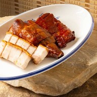 BBQ 220c วัน วัน ฟู้ดอเวนิว สามัคคี