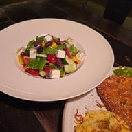 เมนูของร้าน Mama Dolores - Mediterranean Restaurant เย็นอากาศ