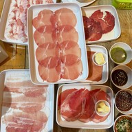 คุณหนู ชาบู หมูกระทะ -