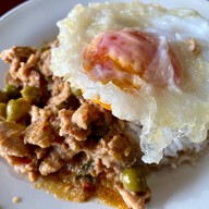 เมนูของร้าน ข้าวแกงทองพันชั่ง สาเอเซีย