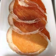 คุณหนู ชาบู หมูกระทะ -