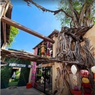 Lost in Songwat Lost in Songwat Cafe