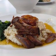 นันฟ้า ศาลาว่าการก.ท.ม.