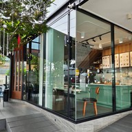 หน้าร้าน The Corner Room EATERY & LIFESTYLE