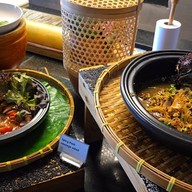 เมนูของร้าน Zeta Cafe โรงแรมฮอลิเดย์อินน์ กรุงเทพฯ