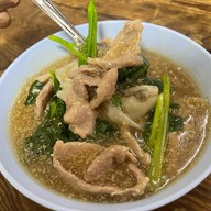 เมนูของร้าน ร้าน เฮง เฮง ราดหน้ายอดผัก สาขาเจริญนคร12 สาขาเจริญนคร12