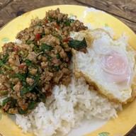 เมนูของร้าน ร้าน เฮง เฮง ราดหน้ายอดผัก สาขาเจริญนคร12 สาขาเจริญนคร12