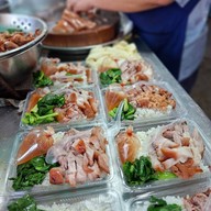 ข้าวขาหมูนายไซ สาขาตลาดซุ้ย