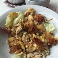 คั่วไก่นิมมาน นิมมานซอย17 (ซอยสายน้ำผึ้ง)