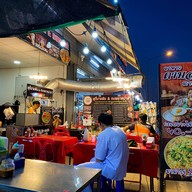 สุกี้นายพัน&กะเพราหมาล่า นครสวรรค์