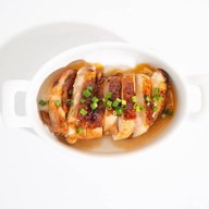 Good Roots สาทร