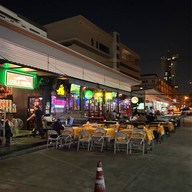 The Factory Original 90 Bar & Restaurant ไม่มี