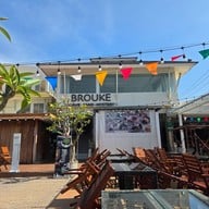 หน้าร้าน Brouke Cafe จอมเทียน