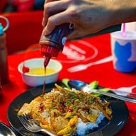 สุกี้นายพัน&กะเพราหมาล่า นครสวรรค์