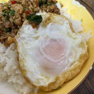 เมนูของร้าน ร้าน เฮง เฮง ราดหน้ายอดผัก สาขาเจริญนคร12 สาขาเจริญนคร12