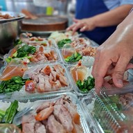 ข้าวขาหมูนายไซ สาขาตลาดซุ้ย