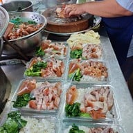 ข้าวขาหมูนายไซ สาขาตลาดซุ้ย