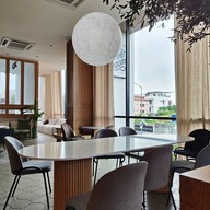 บรรยากาศ The Corner Room EATERY & LIFESTYLE