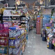 Don Don Donki - Thaniya Silom