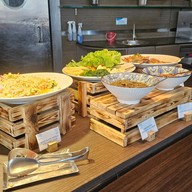 เมนูของร้าน Ploenchit All Day Dining