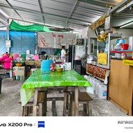 บรรยากาศ ร้านโกข้าวหมูแดง หมูกรอบ หน้าเป็ด