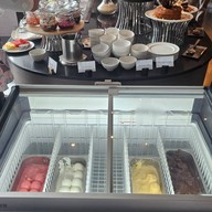 บรรยากาศ Ploenchit All Day Dining