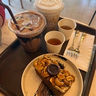 Kan Vela Crafted Chocolate .