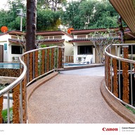 บ้านอิงน้ำรีสอร์ท