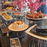 เมนูของร้าน Ploenchit All Day Dining