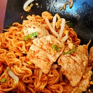 เมนูของร้าน ก๋วยเตี๋ยวเรือตายาย