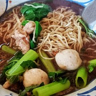 เมนูของร้าน ก๋วยเตี๋ยวเรือตายาย