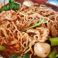 เมนูของร้าน ก๋วยเตี๋ยวเรือตายาย