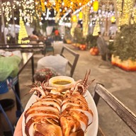 ร้านแซ่บนัว สน.คลองตัน