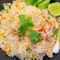 แฟนฉันคาเฟ่