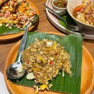 คำพูน เซ็นทรัลพาร์ค