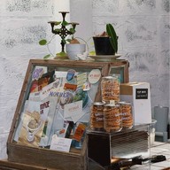 มาเธอร์-Mother