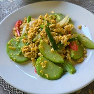 เมนูของร้าน ก๋องคำ อาหารพื้นเมืองแม่ริม