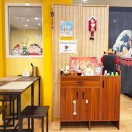 โฮชิยะ ราเมน & ดงบุริ รัชดา 36