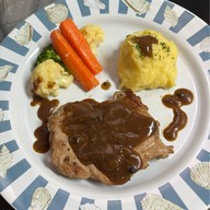 i Brick Cafe & Italian food  ท่าพระ