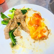เมนูของร้าน ยินดี นู้ดเดิ้ล บางบอน